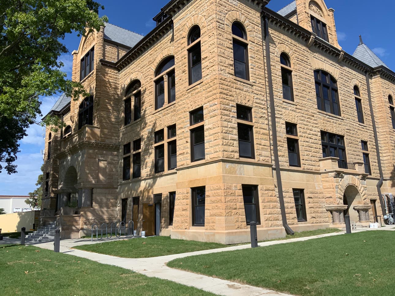 Adair County Courthouse