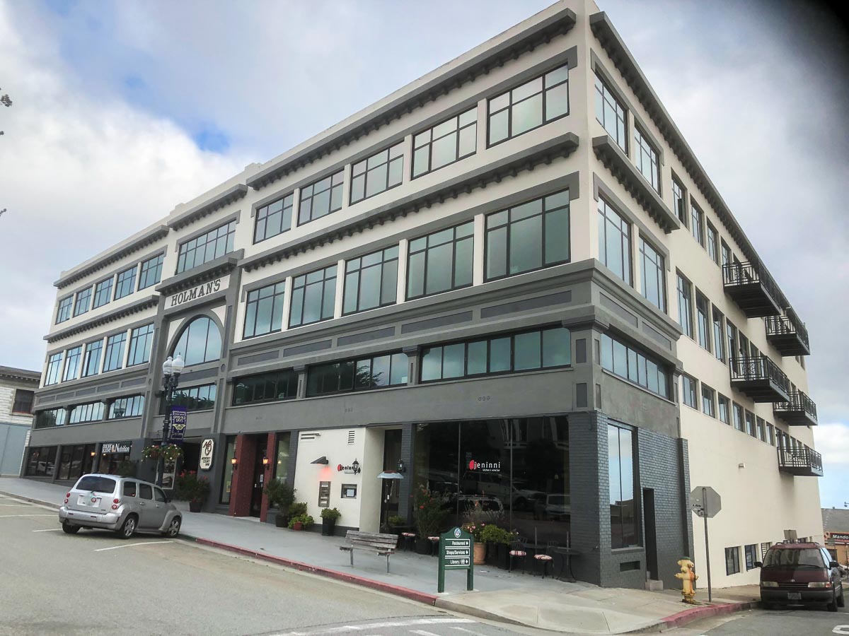 While restoring the façade to its 1920's style, all of the windows were replaced with WINCO Series 1450 windows.