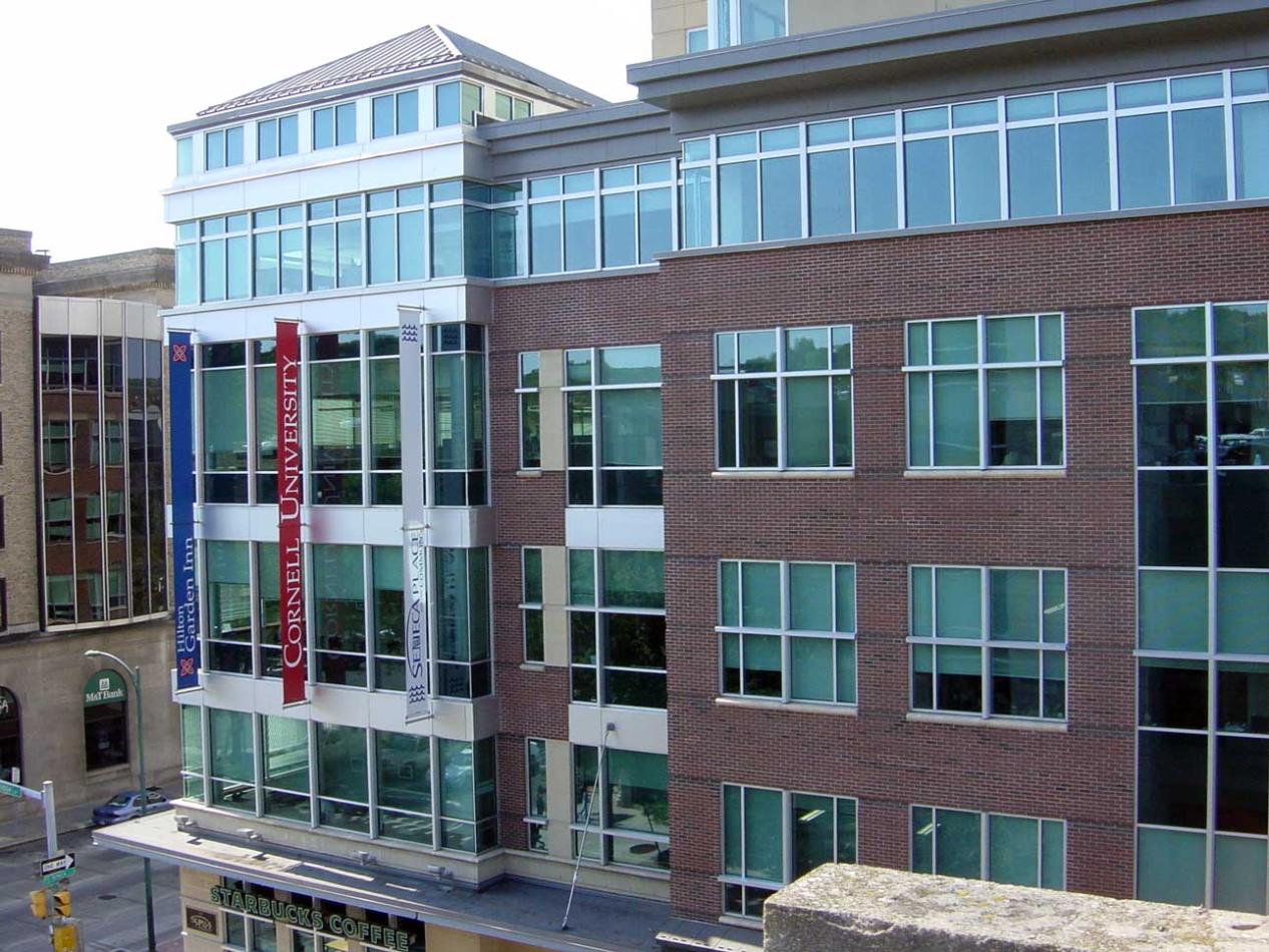 Hilton Garden Inn Ithaca using Winco's 1550 window series. Hilton Garden Inn Ithaca using Winco's 1550 window series.