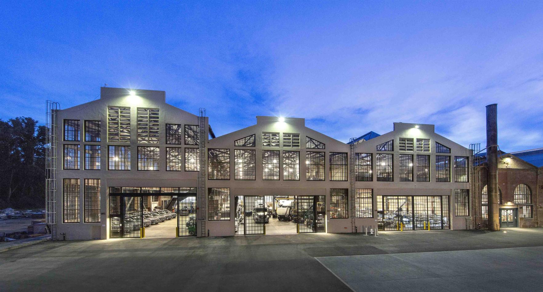 Winco supplied the 3250 Steel Replica window series for Pier 70’s Buildings 115 and 116. Winco supplied the 3250 Steel Replica window series for Pier 70’s Buildings 115 and 116.