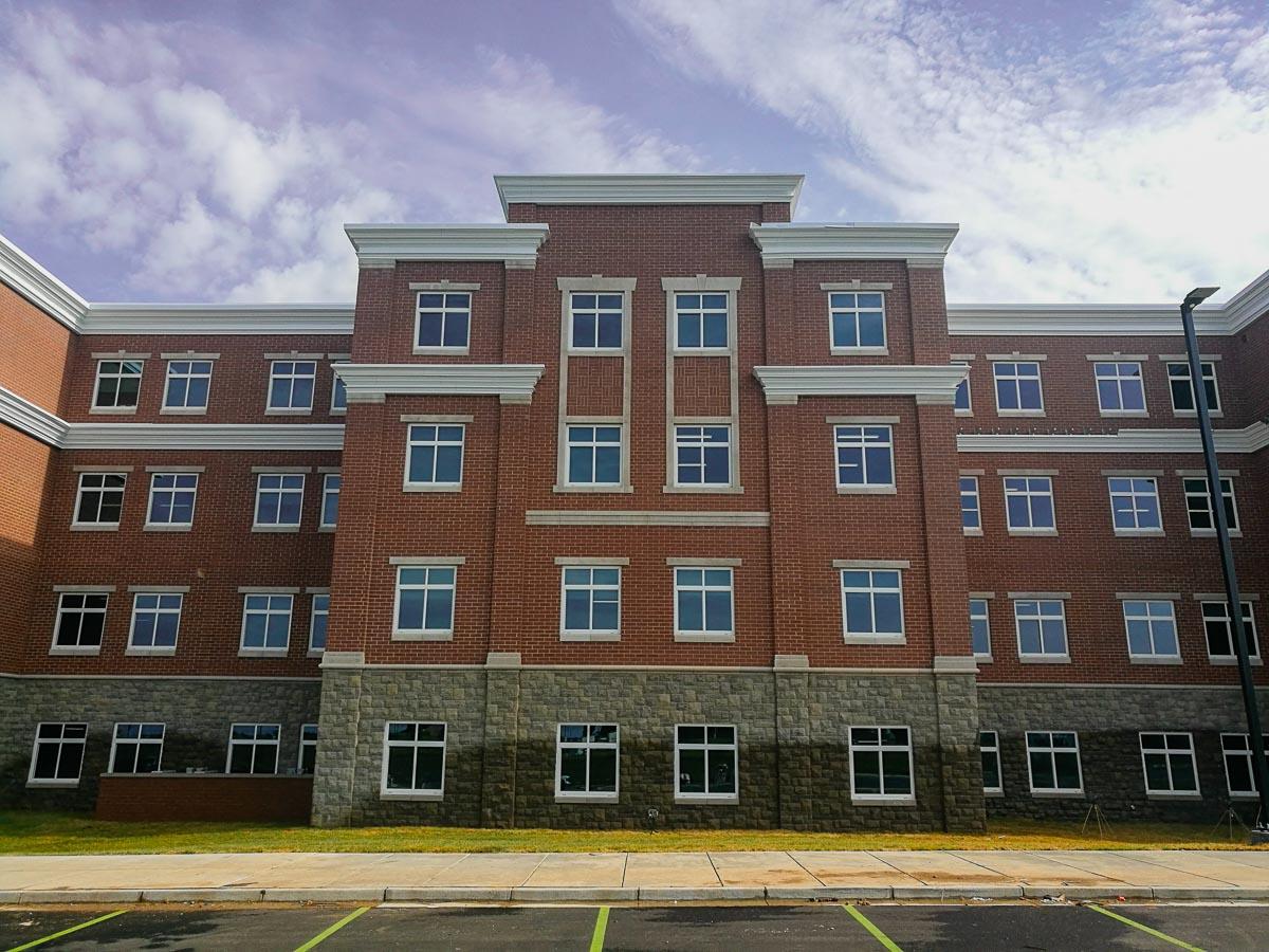 Great Crossing High School using Winco’s 3410 sliding window series. Great Crossing High School using Winco’s 3410 sliding window series.