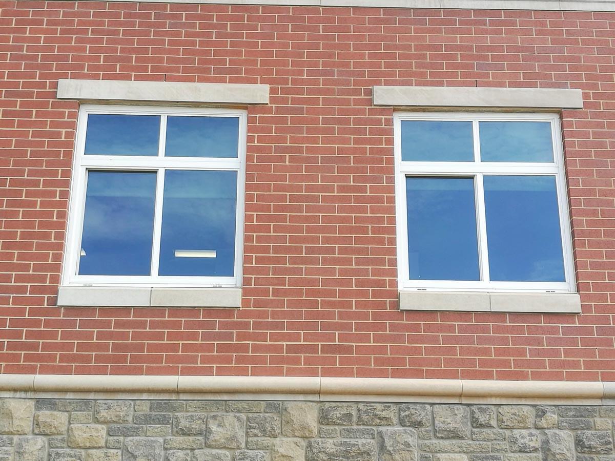 Great Crossing High School using Winco’s 3410 sliding window series. Great Crossing High School using Winco’s 3410 sliding window series.