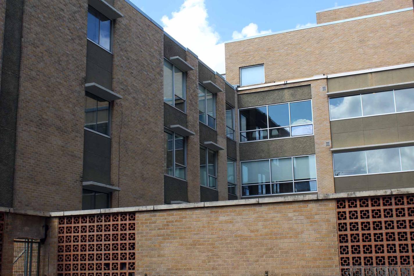 St. Benedict's Lofts using Winco's 3325 Zero Sightline Window Series. St. Benedict's Lofts using Winco's 3325 Zero Sightline Window Series.