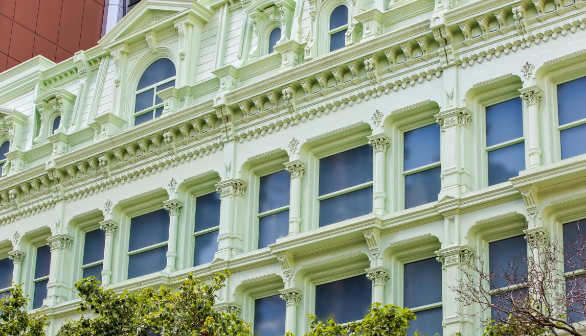 Macy's using WINCO’s 1450H series windows