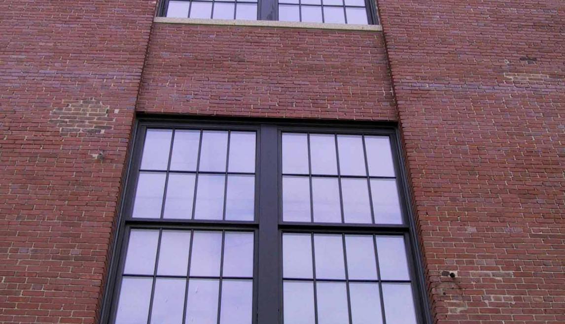 Winco developed a hung replica for the American Locomotive which provided the Building Owner with natural ventilation while maintaining the critical sightline dimensions requested by the Historic Committee.