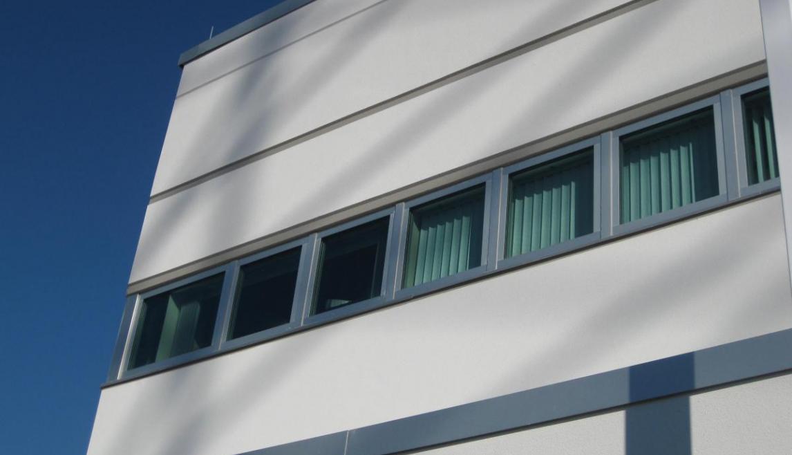 The 164 tornado-rated windows in the Pinellas County Emergency Response and Control Center, engineered and manufactured by Winco Window.