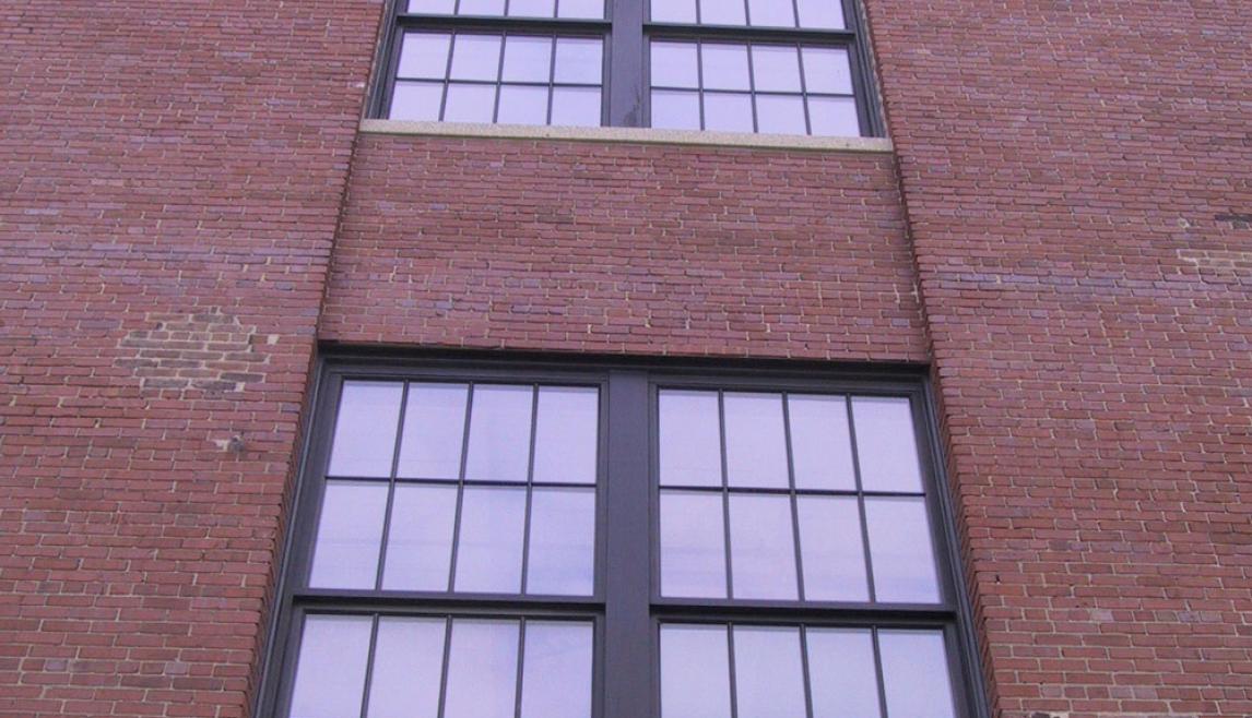 American Locomotive using Winco's 1450S Hung Replica window series.