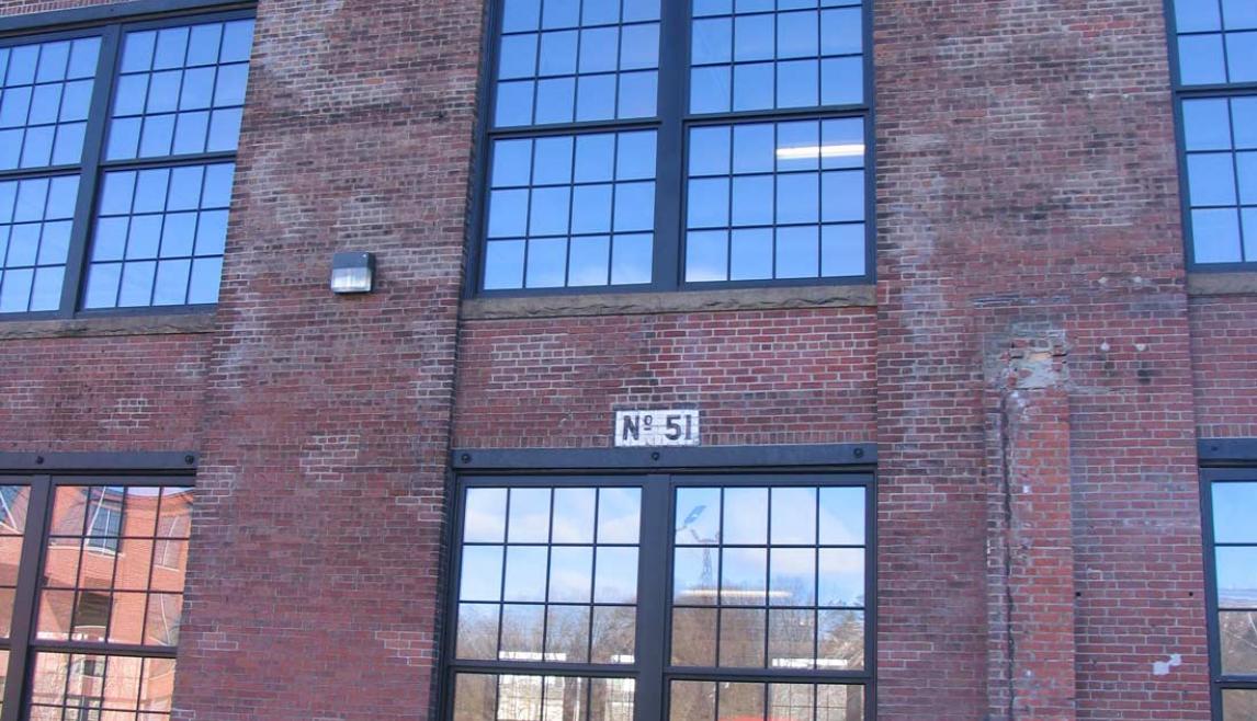 American Locomotive using Winco's 1450S Hung Replica window series.