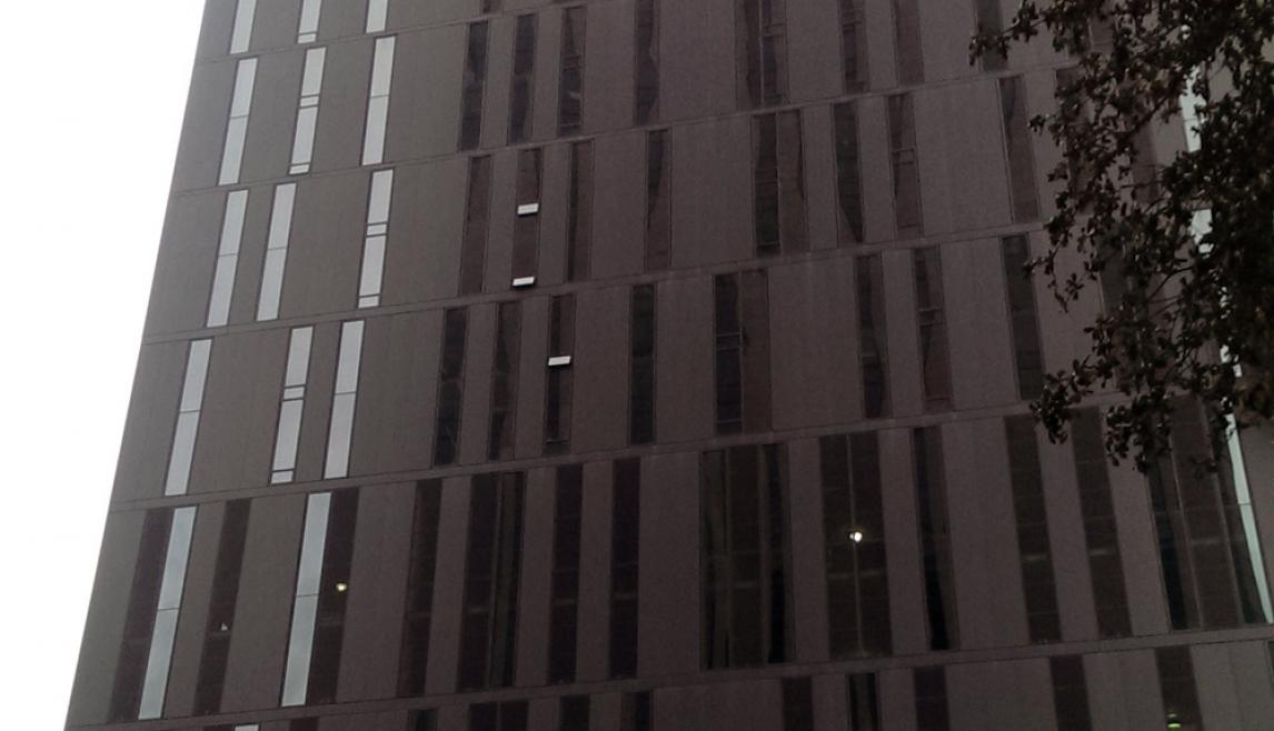 930 Poydras Residential Tower using Winco's 3325 Zero Sightline Window Series.